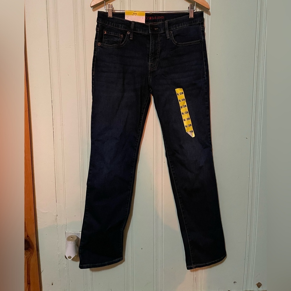 🔊 Lucky Brand | NEW Size 6 Mid Rise Straight